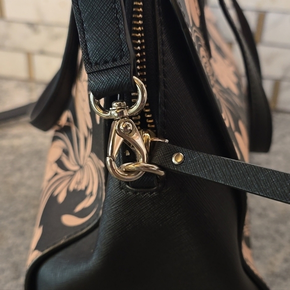 Kate Spade Laurel Way Reiley Gardenia Dome Satchel Bag Crossbody Bag - Picture 8 of 9